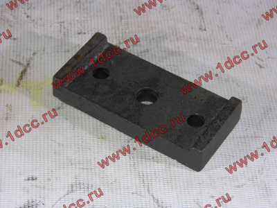Пластина скобы крепления переднего стабилизатора H HOWO (ХОВО) WG880680027 фото 1 Энгельс