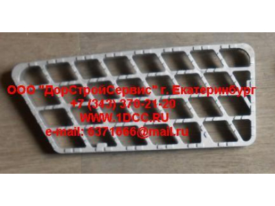Подножка алюминиевая средняя правая SH F3000 SHAANXI / Shacman (ШАНКСИ / Шакман) DZ13241240314 фото 1 Энгельс